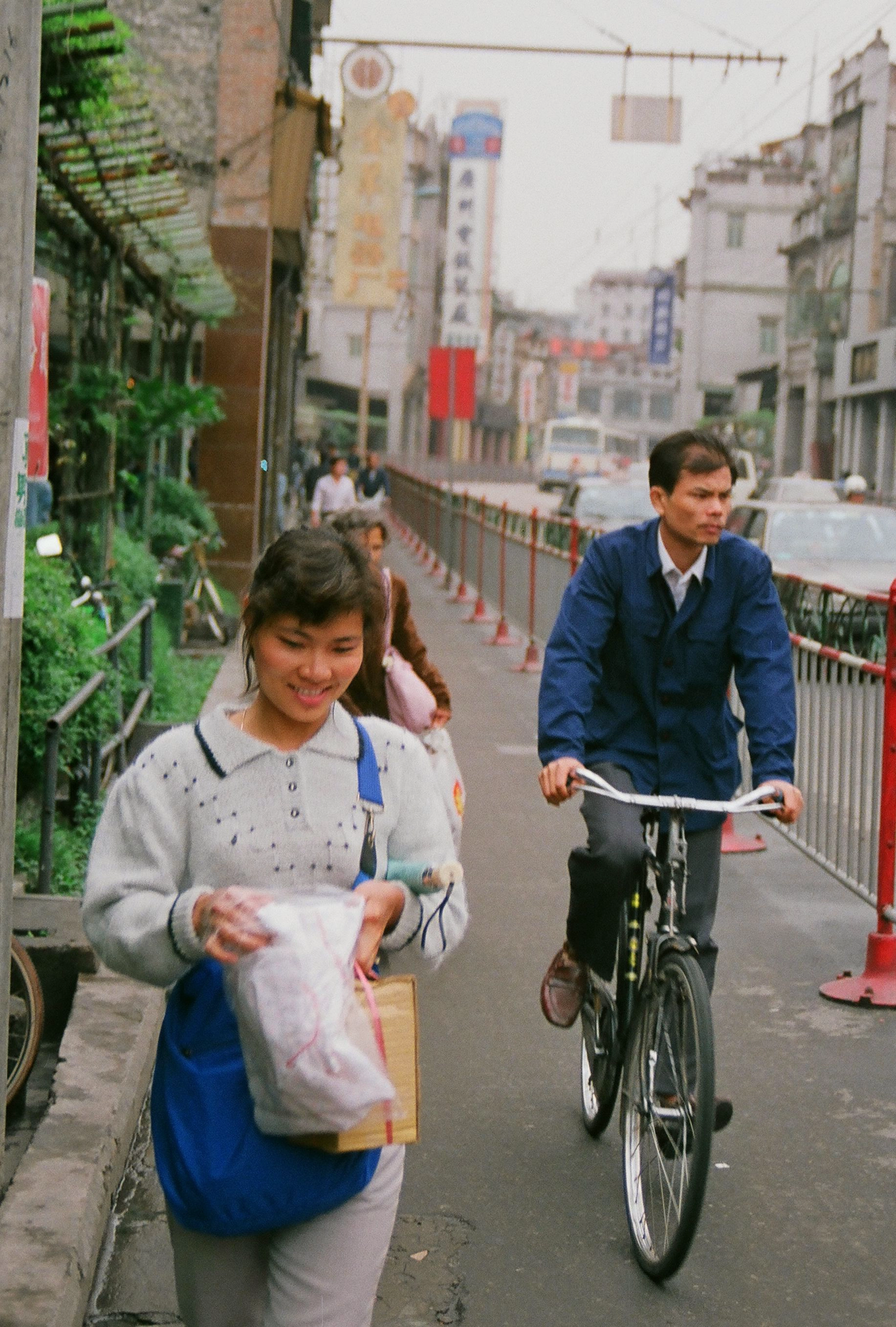 广州39_b5e3fddd-6985-42c2-901b-d1c9021dcca8.webp